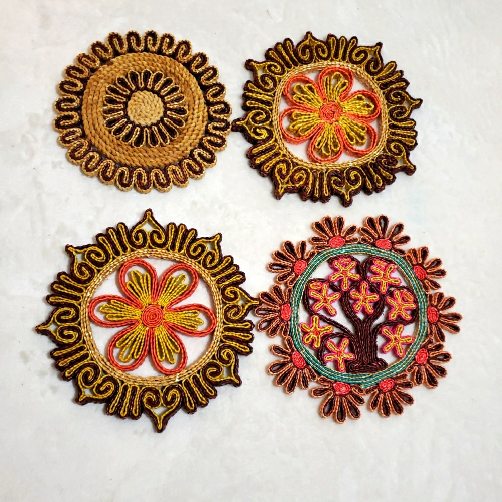 Lot of 4 Boho Vintage Rattan Pot Holders Trivets